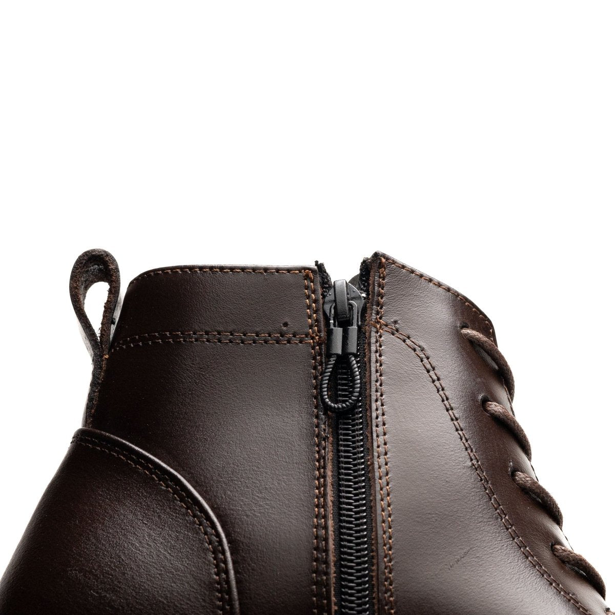 Boots Derby Marron | Le cuir brut pour ceux qui marchent dans la boue avec classe | - Cosmos - Algerie