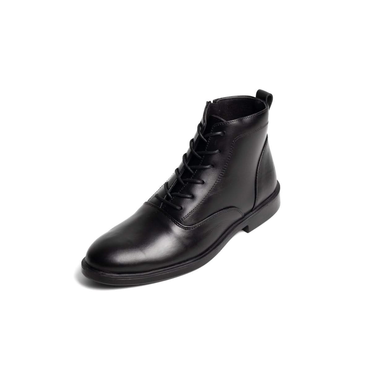 Image of حذاء ديربي أسود | جلد خام لأولئك الذين يسيرون عبر الوحل بأناقة | - الكون - الجزائر