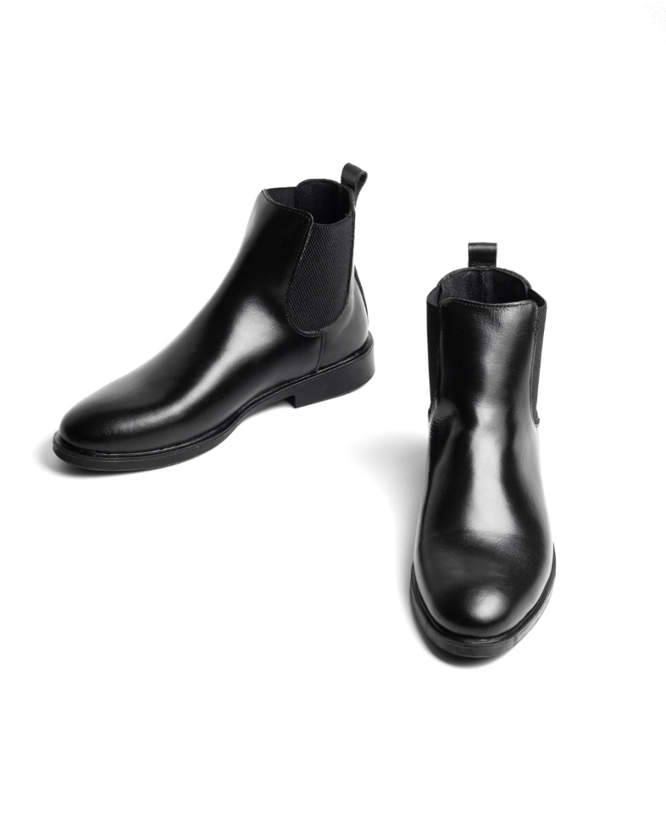 Image of حذاء تشيلسي أنيق أسود – السلاح النهائي للأسلوب الرصين – كوزموس – الجزائر