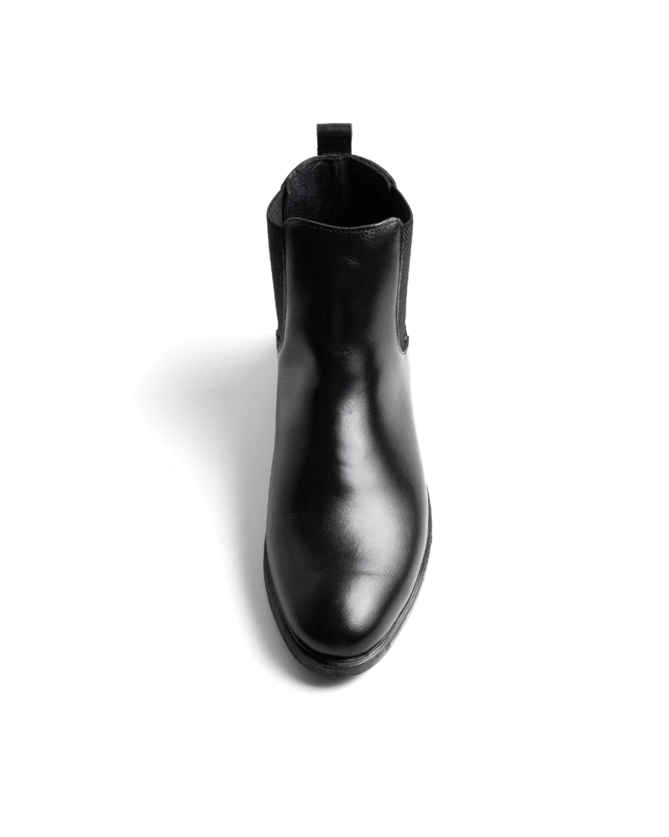 Image of حذاء تشيلسي أنيق أسود – السلاح النهائي للأسلوب الرصين – كوزموس – الجزائر